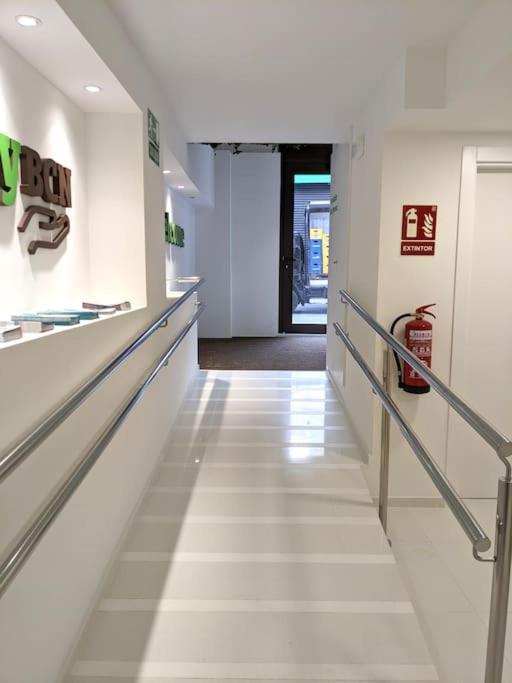 Fira 5 A 1Min Del Metro Y Centro 15Min Apartment Оспиталет де Лобрегат Екстериор снимка